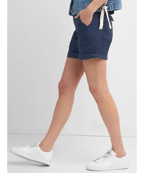 GAP(ギャップ)の「Gap ガールフレンド ロール ユーティリティショートパンツ(その他パンツ・レディース・ブラック/ネイビー/ベージュ/ホワイト/グリーン・8/6/2/00/000/4/0)」の8枚目の写真