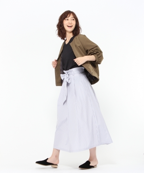 LAKOLE(ラコレ)の「ベルベットバブーシュサンダル / LAKOLE(サンダル・レディース・マスタード/ロイヤルブルー/ブラック・LARGE/MEDIUM)」の18枚目の写真