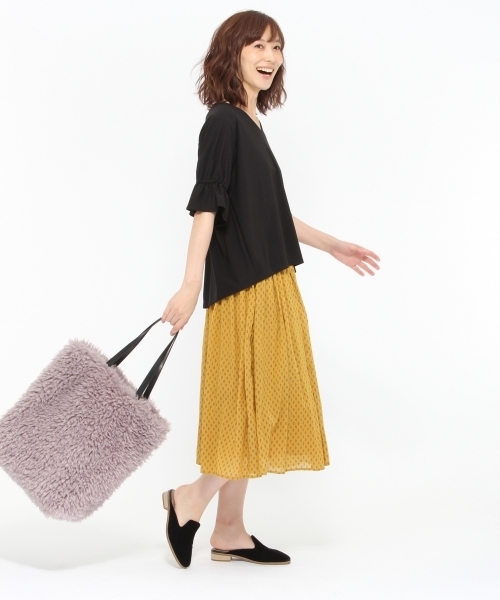 LAKOLE(ラコレ)の「ベルベットバブーシュサンダル / LAKOLE(サンダル・レディース・マスタード/ロイヤルブルー/ブラック・LARGE/MEDIUM)」の8枚目の写真