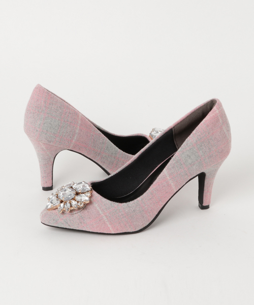 KOBE LETTUCE（コウベレタス）の「8cmヒール！ビジューポインテッドトゥパンプス（パンプス・レディース・ベージュ系その他/ワイン/ブラック/グリーン系その他/ピンク系その他・L/LL/S/M）」の9枚目の写真