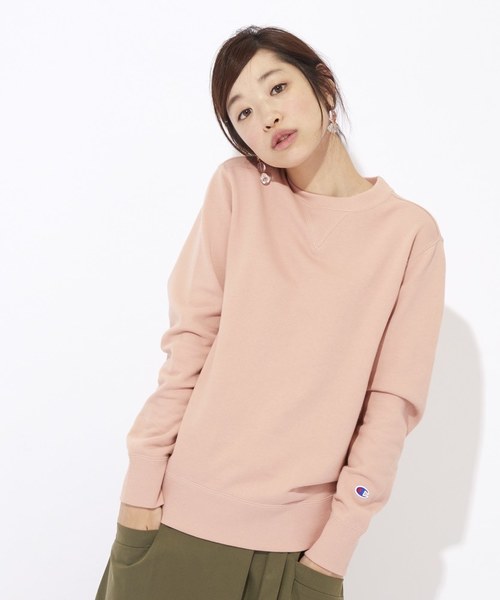 Champion（チャンピオン）の「【Champion】無地クルーネックスウェットトレーナー（スウェット・レディース・ライトグリーン/サックスブルー/キナリ/ネイビー/グレー/パープル/グリーン/ライトピンク/ライラック・MEDIUM/LARGE/SMALL）」の9枚目の写真