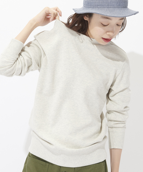 Champion（チャンピオン）の「【Champion】無地クルーネックスウェットトレーナー（スウェット・レディース・ライトグリーン/サックスブルー/キナリ/ネイビー/グレー/パープル/グリーン/ライトピンク/ライラック・MEDIUM/LARGE/SMALL）」の21枚目の写真