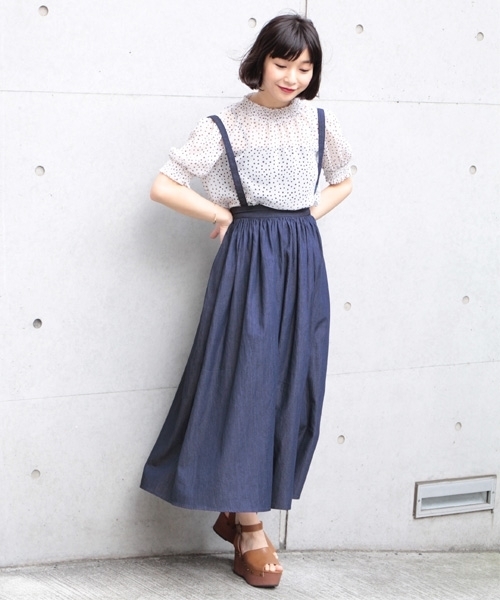 LOWRYS FARM（ローリーズファーム）の「サスツキギャザーマキシスカート　797459（スカート・レディース・ベージュ/ネイビー/レッド/ブルー/ブラック・FREE）」の16枚目の写真