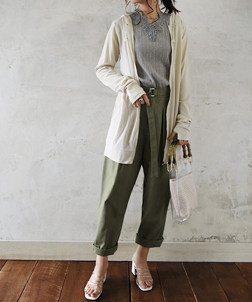 and it_(アンドイット)の「UVカットロングパーカー(パーカー・レディース・ネイビー/オフホワイト/ブラック/杢グレー/カーキ/オートミール/ピンク/ミント/ライトブルー/ベージュ/グレイッシュブルー/キャメル/ラベンダー/グレイッシュベージュ/ライトオリーブ・LL/M/L)」の19枚目の写真