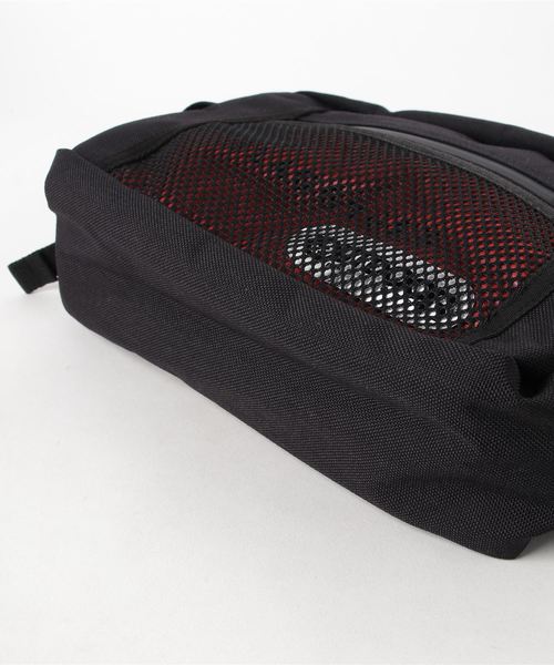 F-LAGSTUF-F（フラグスタフ）の「F-LAGSTUF-F×OUTDOOR/フラグスタフ×アウトドア/別注ウェストバッグ（ボディバッグ/ウエストポーチ・メンズ・レッド・FREE）」の3枚目の写真
