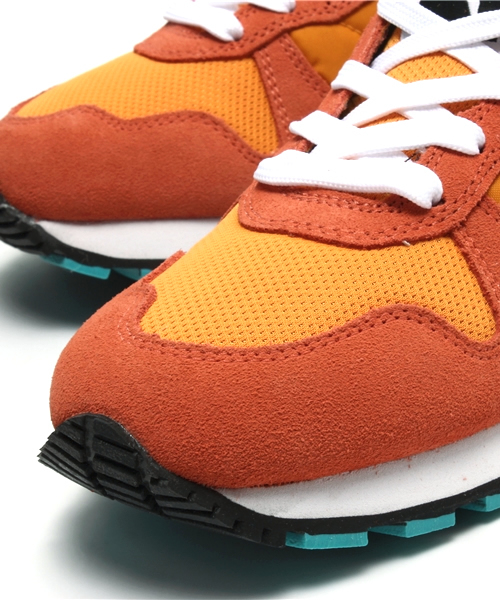 PUMA（プーマ）の「プーマ レトロ クラシックランニング PUMA TX-3 341044（スニーカー・メンズ・ブルー/ゴールド/グレー・23.5cm/24.5cm/25cm/27cm/27.5cm/24cm/28cm/26.5cm/23cm）」の9枚目の写真