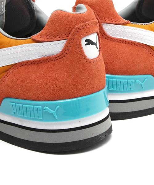 PUMA（プーマ）の「プーマ レトロ クラシックランニング PUMA TX-3 341044（スニーカー・メンズ・ブルー/ゴールド/グレー・23.5cm/24.5cm/25cm/27cm/27.5cm/24cm/28cm/26.5cm/23cm）」の4枚目の写真