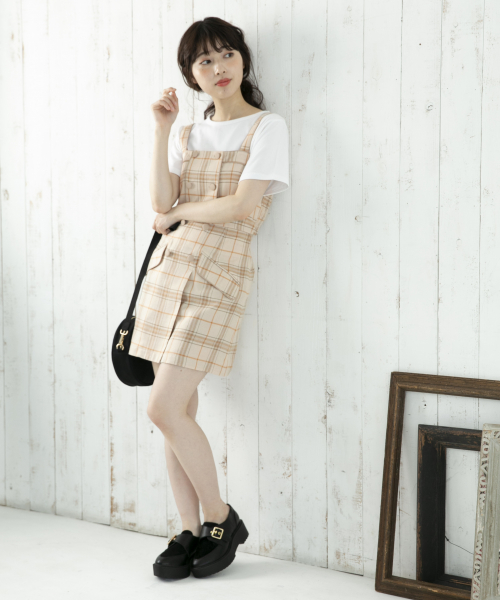 Heather(ヘザー)の「Wボタンレトロミニスカート 842722(スカート・レディース・ブラック/ブラウン系その他/ベージュ系その他/ピンク・SMALL/MEDIUM)」の20枚目の写真