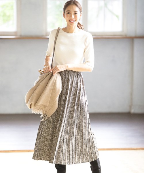 grove（グローブ）の「【2点セット】裏毛フードプルオーバー×プリーツスカートセット（セットアップ・レディース・ブラック/ブラウン系その他/ライトベージュ・02/03）」の8枚目の写真