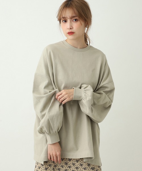 one after another NICE CLAUP(ワンアフターアナザーナイスクラップ)の「ビッグシルエットロングTシャツ(Tシャツ/カットソー・レディース・ベージュ/オフホワイト/ライトカーキ/カーキ・FREE)」の4枚目の写真