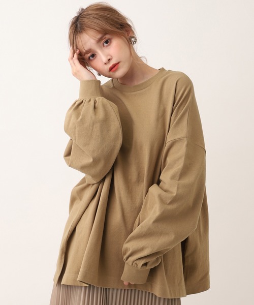 one after another NICE CLAUP(ワンアフターアナザーナイスクラップ)の「ビッグシルエットロングTシャツ(Tシャツ/カットソー・レディース・ベージュ/オフホワイト/ライトカーキ/カーキ・FREE)」の3枚目の写真