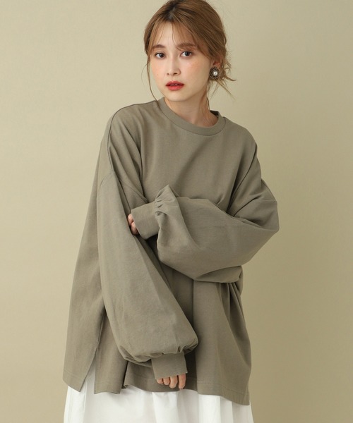 one after another NICE CLAUP(ワンアフターアナザーナイスクラップ)の「ビッグシルエットロングTシャツ(Tシャツ/カットソー・レディース・ベージュ/オフホワイト/ライトカーキ/カーキ・FREE)」の1枚目の写真