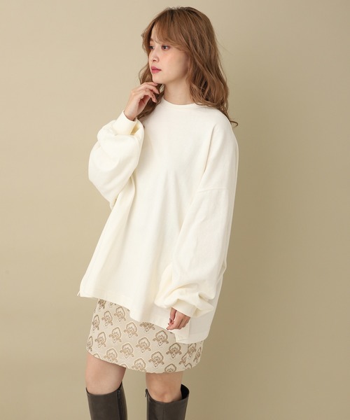 one after another NICE CLAUP(ワンアフターアナザーナイスクラップ)の「ビッグシルエットロングTシャツ(Tシャツ/カットソー・レディース・ベージュ/オフホワイト/ライトカーキ/カーキ・FREE)」の16枚目の写真