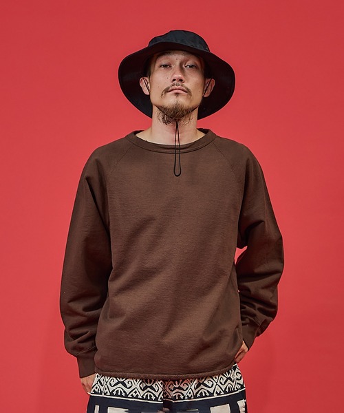 WALLA WALLA SPORT(ワラワラスポーツ)の「13oz CREW SWEAT SHIRT / 13オンスクルースウェットシャツ(スウェット・メンズ・グレー系その他/ブラウン系その他/ブルー系その他/チャコールグレー/アイボリー/グリーン系その他/ブルー系その他3/バーガンディー/ダークカーキ/ブラック系その他/ブルー系その他2/ブラック/モカ/アーミー/ダークインディゴブルー/レッド系その他/グリーン系その他2/モーブ系/イエロー/ミント/バイオレット/ピンク系その他2/ヘザーグレー/ライトグレー系/ターメリック/イエロー系その他/グレー系1/サックスブルー系/黄土色系/ブルーグリーン/ピンク系その他/グリーン系その他3/ダークブラウン/レッド系その他2/レッド系2/グリーン系その他4/レモンイエロー・SMALL/MEDIUM/LARGE/X-LARGE)」の8枚目の写真