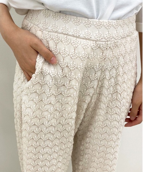 apres jour(アプレジュール)の「レースイージーパンツ【ZOZOTOWN限定アイテム】(その他パンツ・レディース・ブラック/モカ/アイボリー・フリー)」の16枚目の写真
