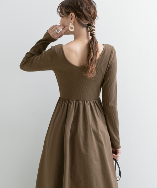 Newlyme（ニューリーミー）の「前後２ｗａｙボリュームスカートワンピース【R】（ワンピース・レディース・ブラック/ブラウン・M-L）」の4枚目の写真