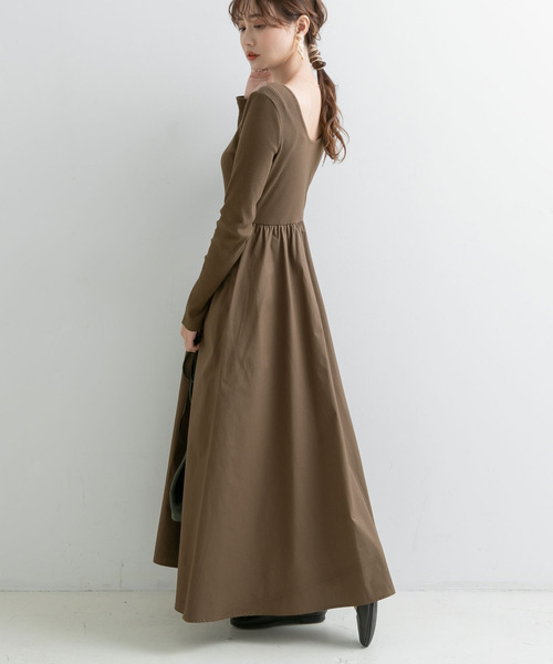 Newlyme（ニューリーミー）の「前後２ｗａｙボリュームスカートワンピース【R】（ワンピース・レディース・ブラック/ブラウン・M-L）」の11枚目の写真
