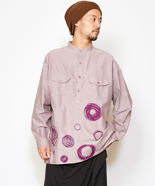 チャイハネ（チャイハネ）の「【チャイハネ】手描き風ドット柄MEN'Sバンドカラーシャツ（シャツ/ブラウス・メンズ・グレー/ブラック/ホワイト・FREE）」の3枚目の写真