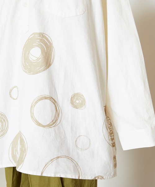 チャイハネ（チャイハネ）の「【チャイハネ】手描き風ドット柄MEN'Sバンドカラーシャツ（シャツ/ブラウス・メンズ・グレー/ブラック/ホワイト・FREE）」の19枚目の写真