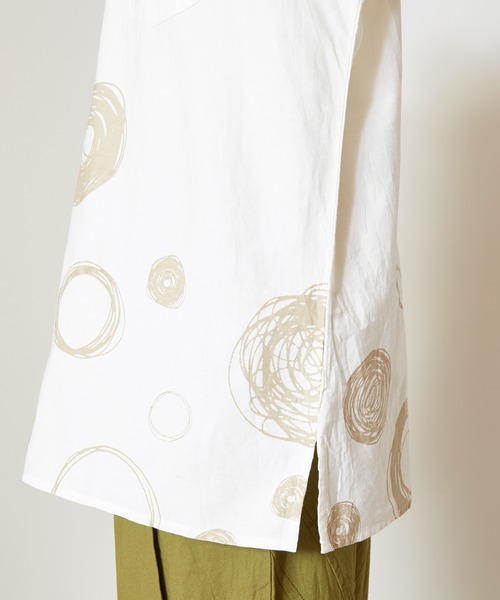 チャイハネ（チャイハネ）の「【チャイハネ】手描き風ドット柄MEN'Sバンドカラーシャツ（シャツ/ブラウス・メンズ・グレー/ブラック/ホワイト・FREE）」の20枚目の写真