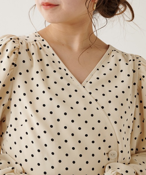 Chico（チコ）の「【SALON by Chico限定】ボリューム袖ドットコンビネゾン（ワンピース・レディース・ホワイト/ブラック・FREE）」の11枚目の写真