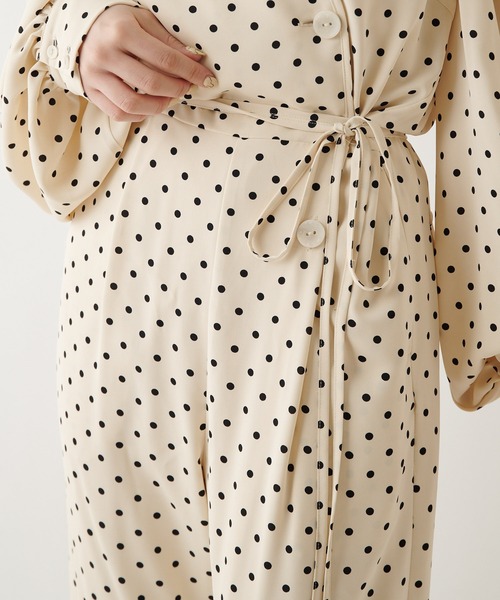 Chico（チコ）の「【SALON by Chico限定】ボリューム袖ドットコンビネゾン（ワンピース・レディース・ホワイト/ブラック・FREE）」の14枚目の写真