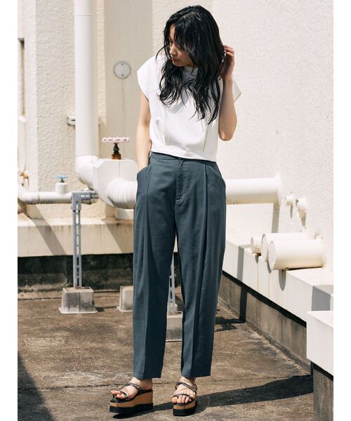 MURUA（ムルーア）の「スクエアチューブサンダル（サンダル・レディース・ホワイト/ブラック・35/36/37）」の7枚目の写真