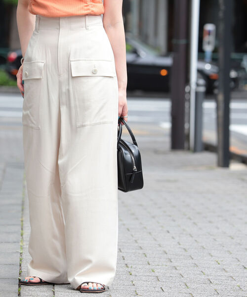 Ray BEAMS（レイビームス）の「Ray BEAMS / フロント ポケット ワイドパンツ（その他パンツ・レディース・ナチュラル/イエロー系その他5・1/0）」の5枚目の写真