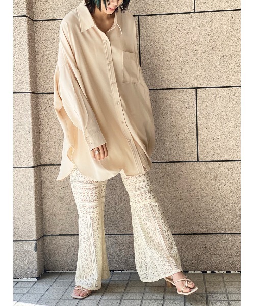 one way(ワンウェイ)の「【oneway】オーバーサイズシャツ(シャツ/ブラウス・レディース・ホワイト/ベージュ/ダークグリーン・FREE)」の1枚目の写真