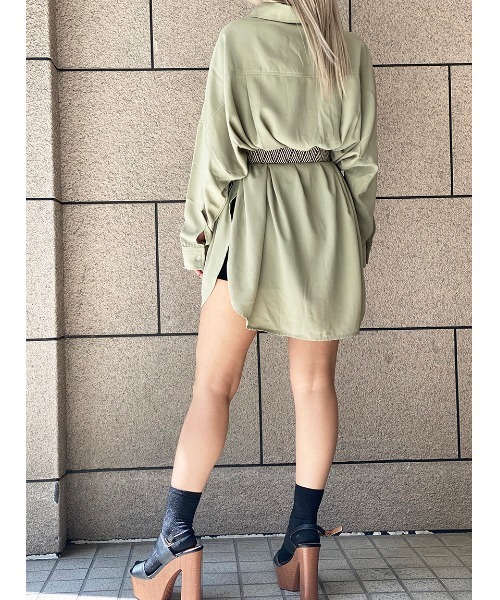 one way(ワンウェイ)の「【oneway】オーバーサイズシャツ(シャツ/ブラウス・レディース・ホワイト/ベージュ/ダークグリーン・FREE)」の13枚目の写真