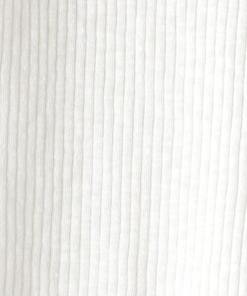 BEAUTY&YOUTH UNITED ARROWS（ビューティーアンドユースユナイテッドアローズ）の「BY スラブリブバックラウンドネックショートスリーブカットソー ◆（Tシャツ/カットソー・レディース・ホワイト/ダークグレー/ケリー・FREE）」の15枚目の写真