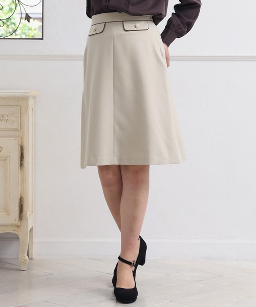 ASTORIA ODIER（アストリアオディール）の「パイピングフラップAラインスカート（スカート・レディース・ネイビー/ベージュ/ピンク/ラベンダー/ブラック/アイボリー/ワイン・MEDIUM/SMALL/X-SMALL/LARGE）」の2枚目の写真