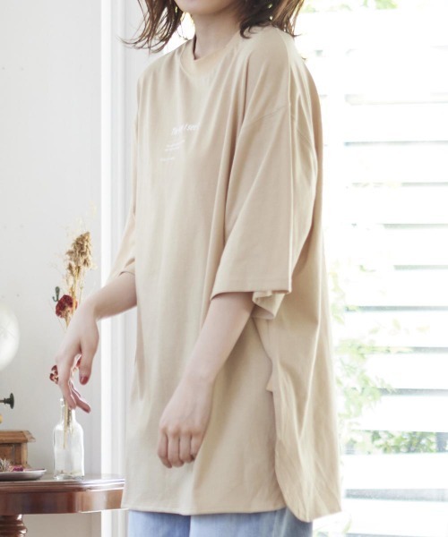 MATCH&more(マッチアンドモア)の「オーバーサイズプリントTシャツ(Tシャツ/カットソー・レディース・ホワイト/ブラック/ベージュ/グレー/カーキ/ミント・FREE)」の4枚目の写真