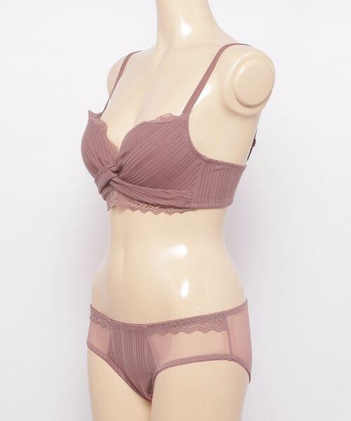 SFW（エスエフダブリュー）の「ノンワイヤー ドレッシークロス ブラ＆ショーツ セット（ブラ&ショーツ・レディース・ブラック/ブルーグレー/ベージュ/ピンク系/ワインレッド・S/M/L/LL）」の13枚目の写真