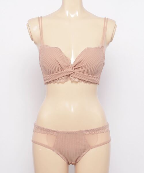 SFW（エスエフダブリュー）の「ノンワイヤー ドレッシークロス ブラ＆ショーツ セット（ブラ&ショーツ・レディース・ブラック/ブルーグレー/ベージュ/ピンク系/ワインレッド・S/M/L/LL）」の6枚目の写真