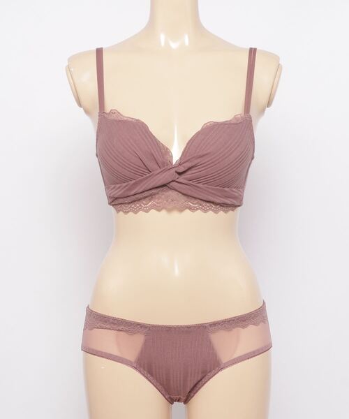 SFW（エスエフダブリュー）の「ノンワイヤー ドレッシークロス ブラ＆ショーツ セット（ブラ&ショーツ・レディース・ブラック/ブルーグレー/ベージュ/ピンク系/ワインレッド・S/M/L/LL）」の10枚目の写真