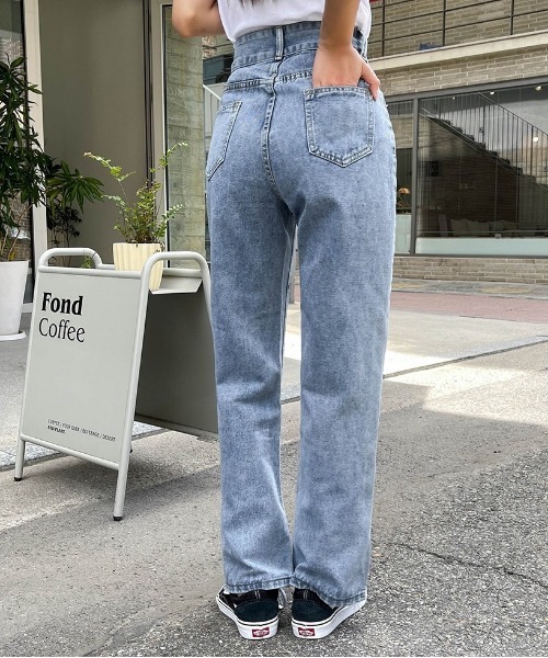 SONA(ソナ)の「SONYUNARA ツーボタンワイドデニムパンツ(デニムパンツ・レディース・ブルー・SMALL/MEDIUM)」の4枚目の写真