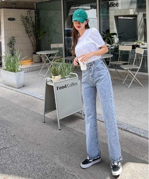 SONA(ソナ)の「SONYUNARA ツーボタンワイドデニムパンツ(デニムパンツ・レディース・ブルー・SMALL/MEDIUM)」の6枚目の写真