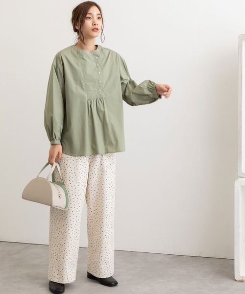 POU DOU DOU（プードゥドゥ）の「ノーカラービブヨークシャツ（シャツ/ブラウス・レディース・アイボリー/ミント/ネイビー・3）」の8枚目の写真