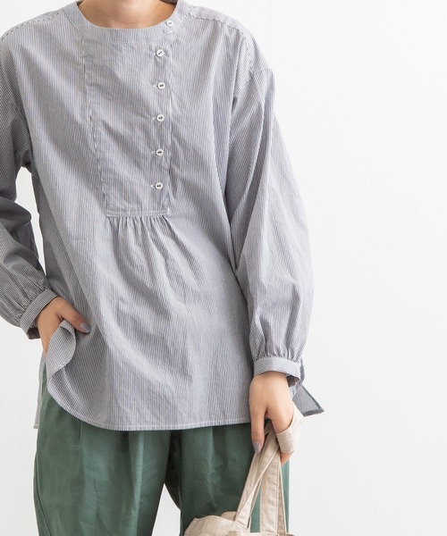 POU DOU DOU（プードゥドゥ）の「ノーカラービブヨークシャツ（シャツ/ブラウス・レディース・アイボリー/ミント/ネイビー・3）」の16枚目の写真