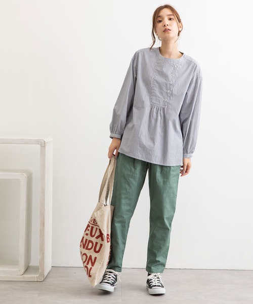 POU DOU DOU（プードゥドゥ）の「ノーカラービブヨークシャツ（シャツ/ブラウス・レディース・アイボリー/ミント/ネイビー・3）」の18枚目の写真