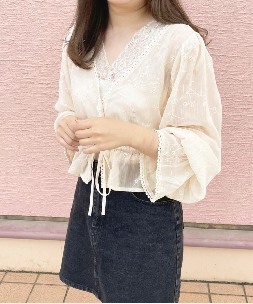 apres jour(アプレジュール)の「シアー刺繍袖ボリュームカーデ【ZOZOTOWN限定アイテム】(シャツ/ブラウス・レディース・アイボリー/オフホワイト・X-LARGE/フリー)」の22枚目の写真