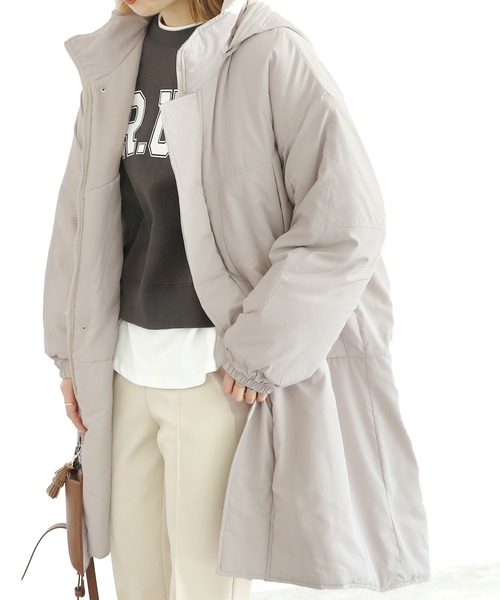 reca（レカ）の「フード付き 中綿モンスターブルゾン（ダウンジャケット/コート・レディース・ブラック/ベージュ/カーキ/アイボリー・M/L）」の20枚目の写真