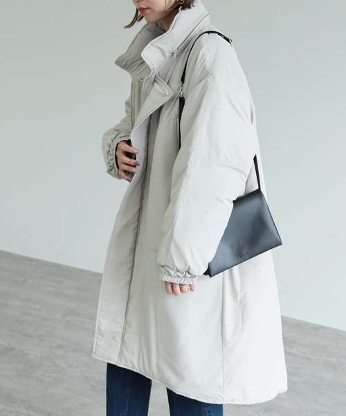 reca（レカ）の「フード付き 中綿モンスターブルゾン（ダウンジャケット/コート・レディース・ブラック/ベージュ/カーキ/アイボリー・M/L）」の9枚目の写真