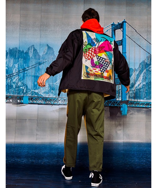 AlexanderLeeChang（アレキサンダーリーチャン）の「AlexanderLeeChang アレキサンダーリーチャン / YOSHI47 COACH JKT ビッグシルエットボアコーチジャケット / AC032108（ブルゾン・メンズ・ブラック/グリーン/ベージュ・1/3/2）」の5枚目の写真