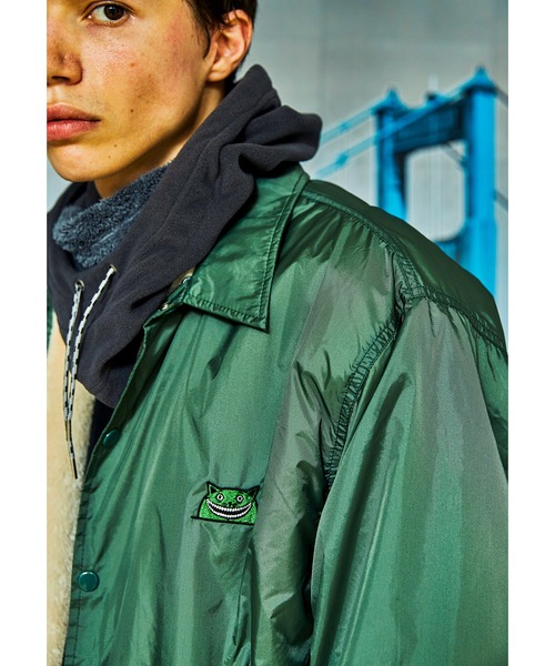 AlexanderLeeChang（アレキサンダーリーチャン）の「AlexanderLeeChang アレキサンダーリーチャン / YOSHI47 COACH JKT ビッグシルエットボアコーチジャケット / AC032108（ブルゾン・メンズ・ブラック/グリーン/ベージュ・1/3/2）」の10枚目の写真