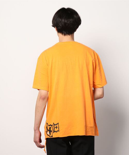 KSUBI（スビ）の「KSUBI ILY BIGGIE SS TEE (5000007009)（Tシャツ/カットソー・メンズ・オレンジ・LARGE/MEDIUM/X-LARGE）」の9枚目の写真