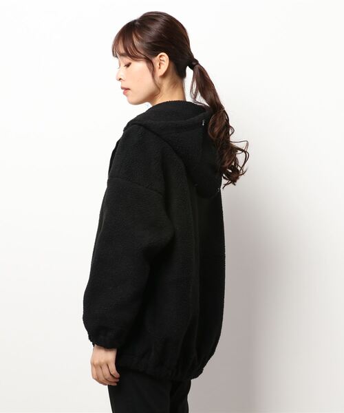 HONEYSUCKLE ROSE（ハニーサックルローズ）の「【HONEYSUCKLE ROSE】ボアフーディー（その他アウター・レディース・ブラック/オフホワイト/ライトグレー・L/M）」の6枚目の写真