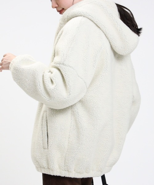 HONEYSUCKLE ROSE（ハニーサックルローズ）の「【HONEYSUCKLE ROSE】ボアフーディー（その他アウター・レディース・ブラック/オフホワイト/ライトグレー・L/M）」の2枚目の写真