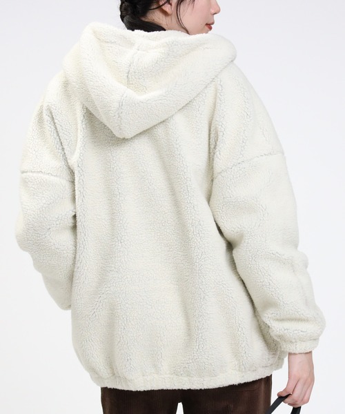 HONEYSUCKLE ROSE（ハニーサックルローズ）の「【HONEYSUCKLE ROSE】ボアフーディー（その他アウター・レディース・ブラック/オフホワイト/ライトグレー・L/M）」の9枚目の写真